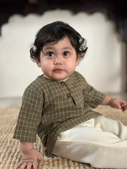 TENANG Unisex Baby’s Kurta in Olive