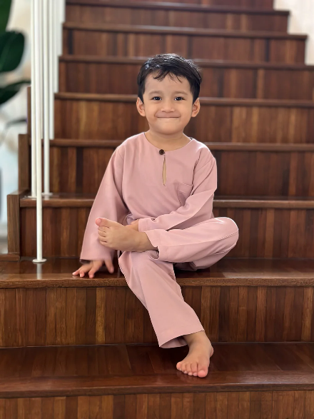QAID Baby’s Teluk Belanga Baju Melayu Set in Dusty Lilac