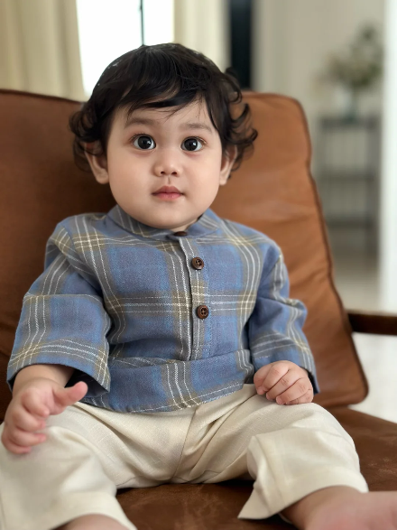 OLIVER Henley Shirt in Blue Tartan